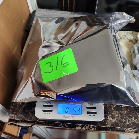 DELMIRA STRAPLES BLACK BRA 40DD NWOT - Picture 10 of 11